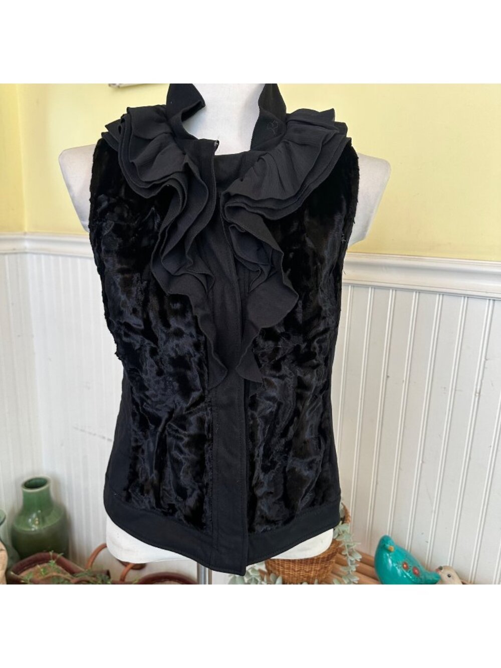 Alfani Petite Black Ruffled Faux Fur Front Vest Petite Small